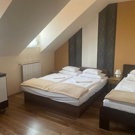 Kastelykert Fogado Hotel Szeged Luaran gambar