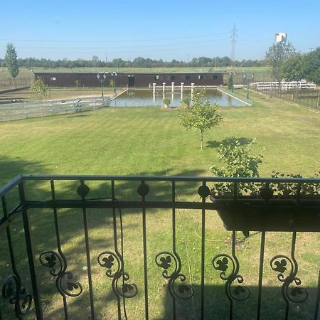 Kastelykert Fogado Hotel Szeged Luaran gambar