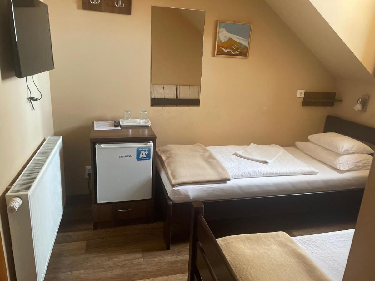 Kastelykert Fogado Hotel Szeged Luaran gambar