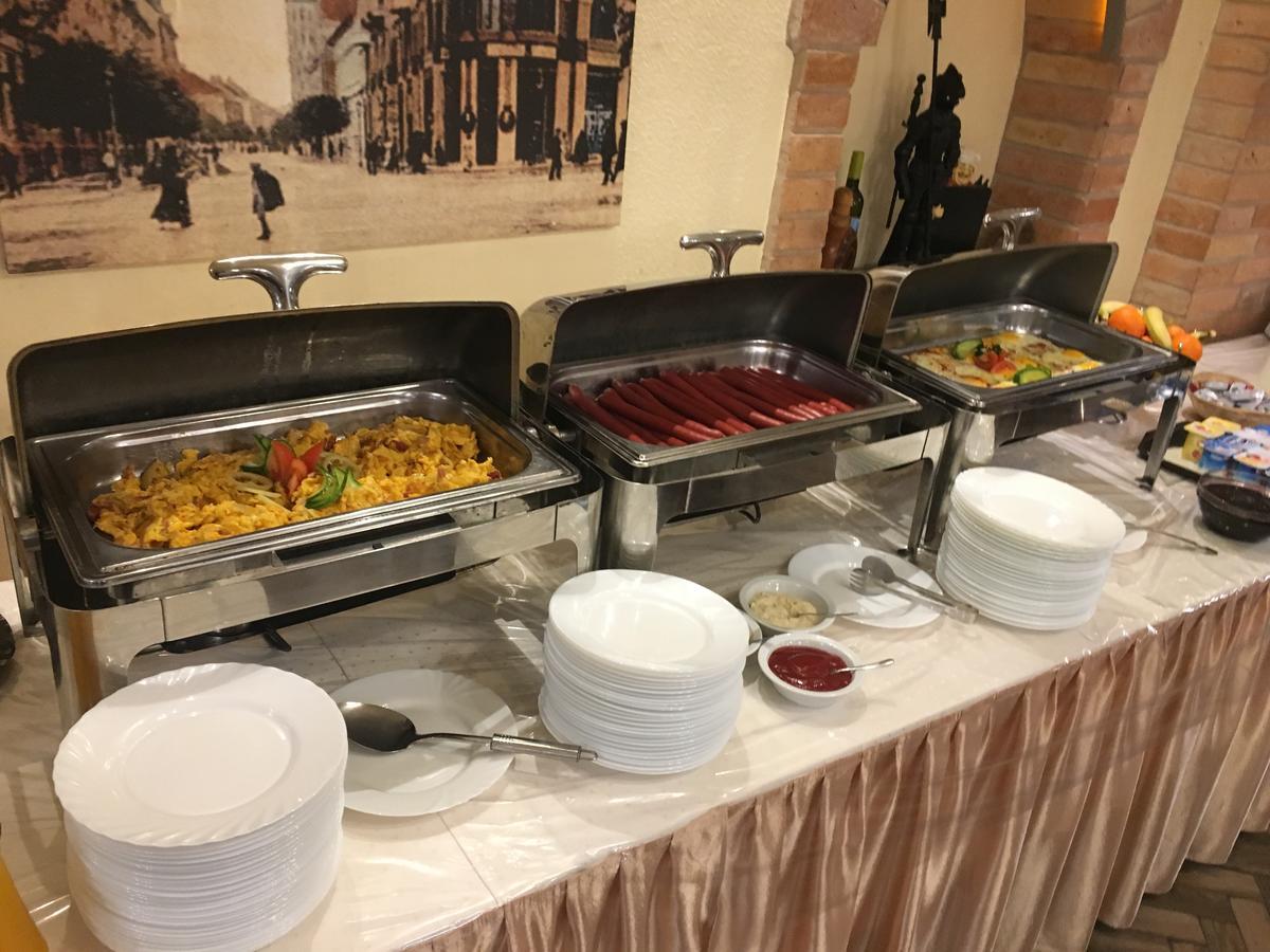 Kastelykert Fogado Hotel Szeged Luaran gambar